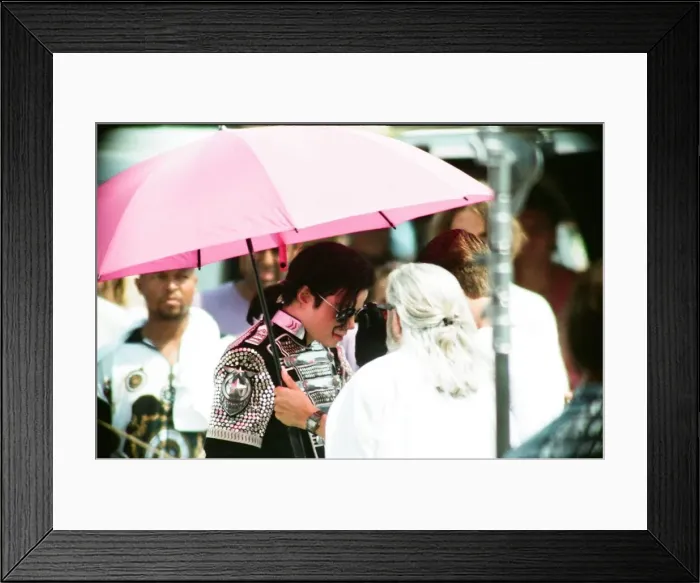 Framed Print : American pop singer Michael Jackson during a walkabout in Budapest, Hungary Framed Print : American pop singer Michael Jackson during a walkabout in Budapest, Hungary