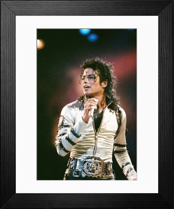 Framed Print : Michael Jackson seen here in concert at Milton Keynes. 10th September 1988