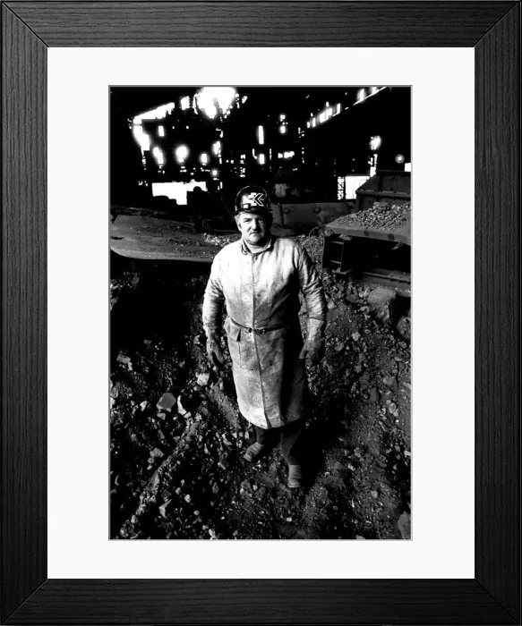Framed Print : Consett Steelworks being demolished in 1981. 09 / 01 / 81 Framed Print : Consett Steelworks being demolished in 1981. 09 / 01 / 81