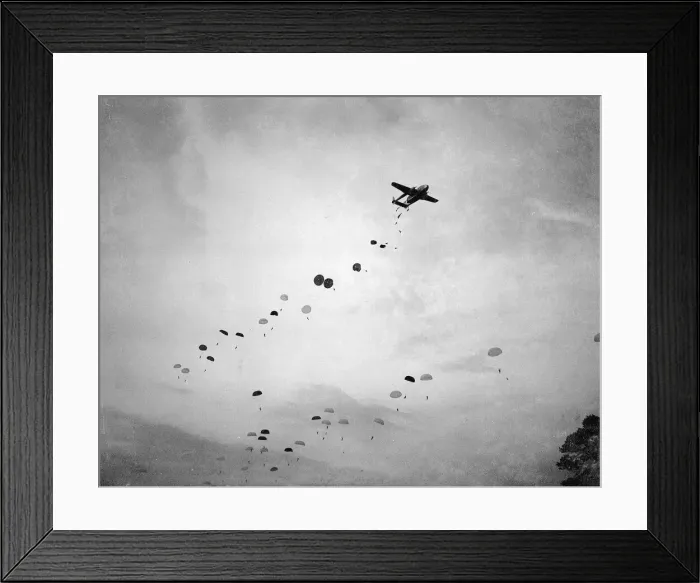Framed Print : The 18th Parachute Battalion stage a mock attack on an American Aerodrome at Upper Framed Print : The 18th Parachute Battalion stage a mock attack on an American Aerodrome at Upper