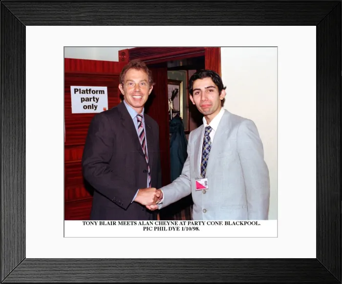 Framed Print : Tony BLair Prime Minister Ocotber 1998 shaking hands with Alan Cheyne at Labour Party Framed Print : Tony BLair Prime Minister Ocotber 1998 shaking hands with Alan Cheyne at Labour Party