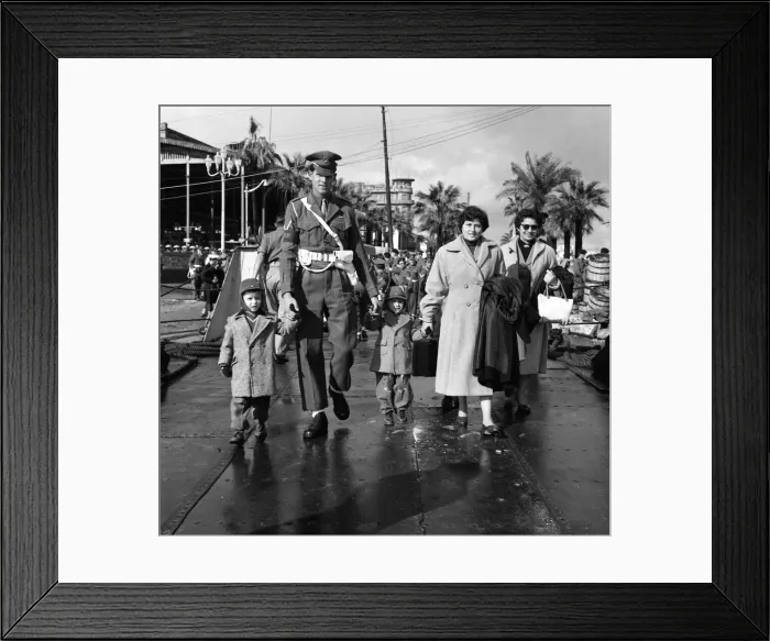 Framed Print : Suez Crisis 1956 British civilians, principally Maltese Framed Print : Suez Crisis 1956 British civilians, principally Maltese