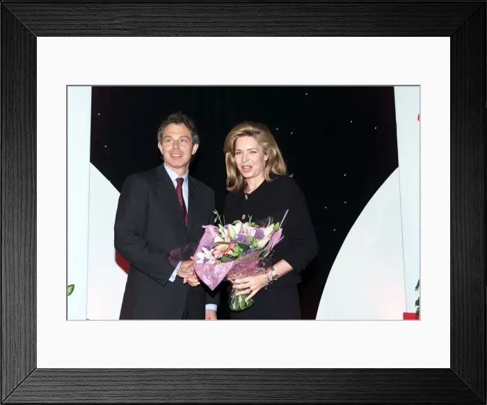 Framed Print : Tony Blair & International Award winner, Queen Noor of Jordan at the Dorchester Hotel for