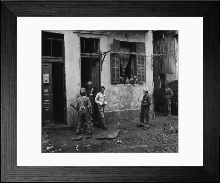 Framed Print : Suez Crisis 1956 Troops of D Company 1st Battalion Argyll Framed Print : Suez Crisis 1956 Troops of D Company 1st Battalion Argyll