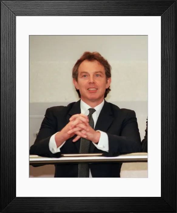 Framed Print : Tony Blair on a visit to LDA Bellshill, May 1999 Framed Print : Tony Blair on a visit to LDA Bellshill, May 1999