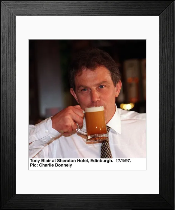 Framed Print : Tony Blair at Sheraton Hotel Edinburgh sipping Blairs Brew. April 1997 Framed Print : Tony Blair at Sheraton Hotel Edinburgh sipping Blairs Brew. April 1997