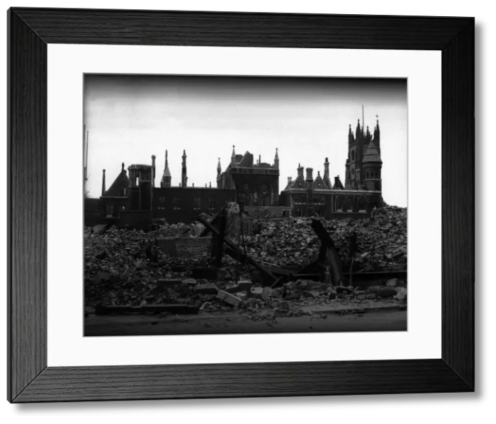 Framed Print : WW2 Bomb Damage in Plymouth, Devon 21st March 1941 Demolished buildings and rubble Framed Print : WW2 Bomb Damage in Plymouth, Devon 21st March 1941 Demolished buildings and rubble