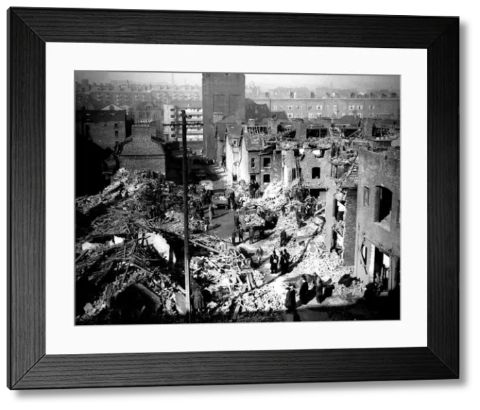 Framed Print : Bomb damage in Liverpool during WW2 Framed Print : Bomb damage in Liverpool during WW2
