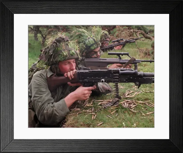 Framed Print : February 1999 Soldiers in trenches, dressed in camouflage Framed Print : February 1999 Soldiers in trenches, dressed in camouflage