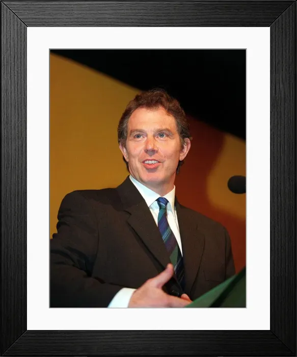 Framed Print : Tony Blair speaks to the Labour in April 1999 at the Hilton Framed Print : Tony Blair speaks to the Labour in April 1999 at the Hilton