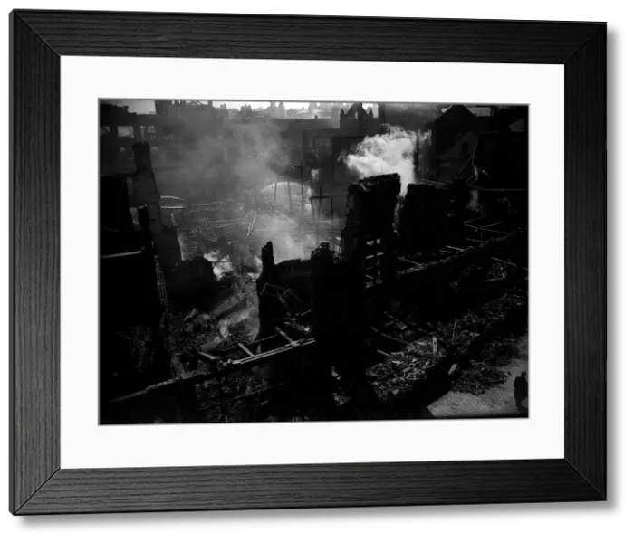 Framed Print : Bomb Damage Norwich during WW2 Circa April 1942 Framed Print : Bomb Damage Norwich during WW2 Circa April 1942