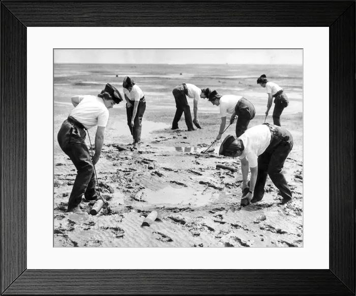 Framed Print : Station of Ministry of Supply 1942 Girls from various sections of Framed Print : Station of Ministry of Supply 1942 Girls from various sections of