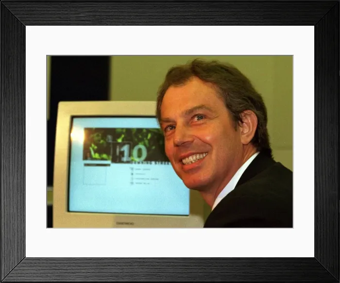 Framed Print : Prime Minister Tony Blair MP April 1998, launches a 10 Downing Street website as Framed Print : Prime Minister Tony Blair MP April 1998, launches a 10 Downing Street website as