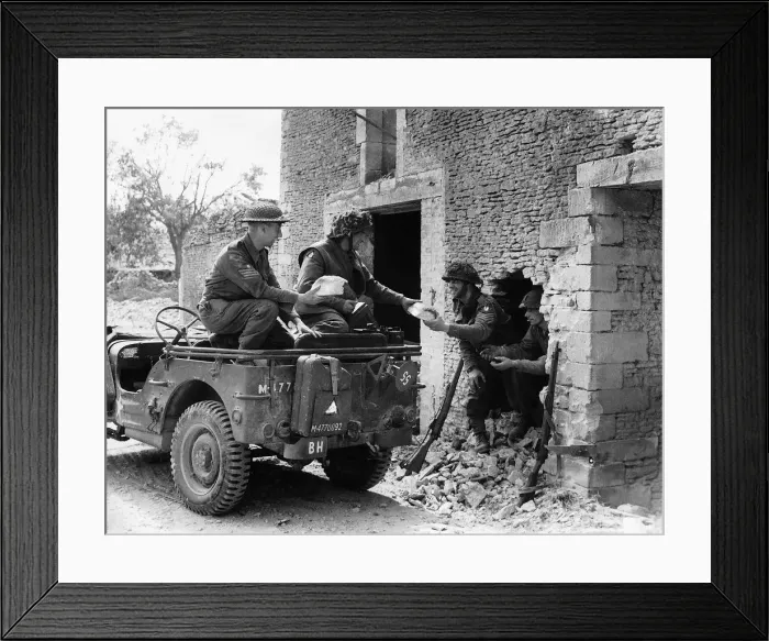 Framed Print : WW2 White bread being delivered by British troops in jeep from a bakery behind the line Framed Print : WW2 White bread being delivered by British troops in jeep from a bakery behind the line