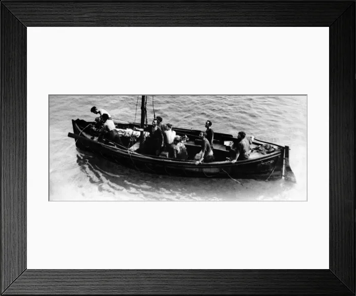 Framed Print : British merchant seamen striving to reach land after being at sea for ten days - victims Framed Print : British merchant seamen striving to reach land after being at sea for ten days - victims