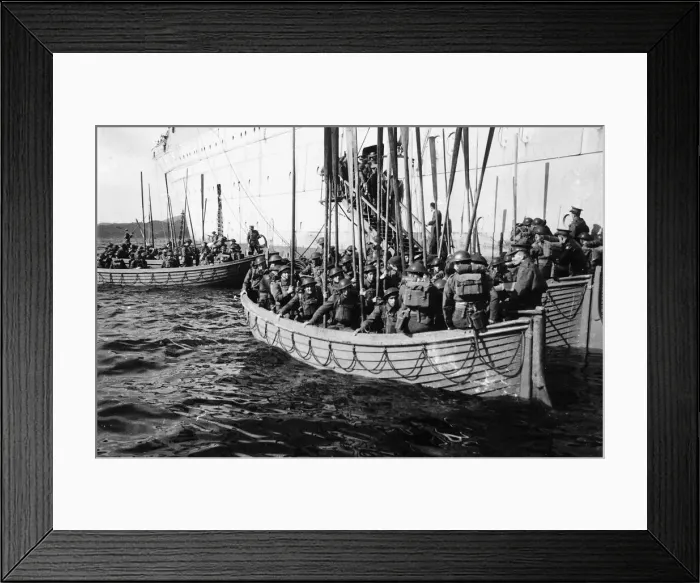 Framed Print : WW2 Canadian troops leaving their ship for the shore Framed Print : WW2 Canadian troops leaving their ship for the shore