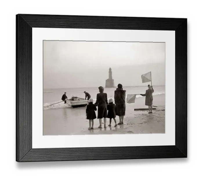 Framed Print : The families of the Rattray Head lighthouse keepers semaphore their loved ones as Old Framed Print : The families of the Rattray Head lighthouse keepers semaphore their loved ones as Old