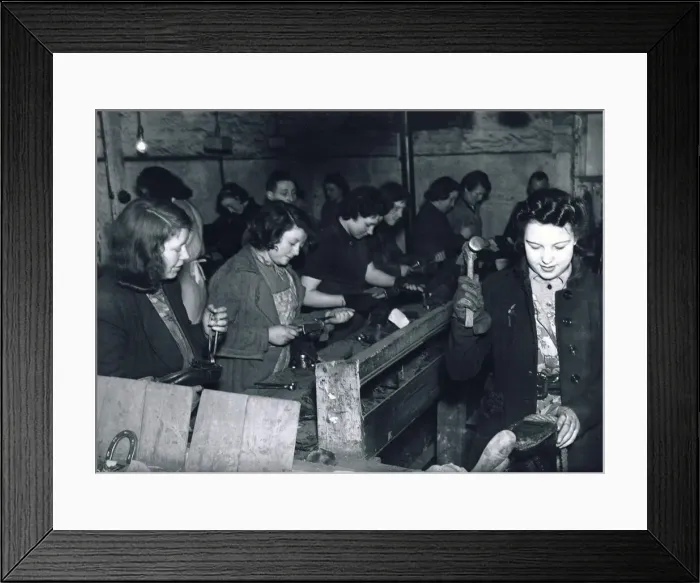 Framed Print : Women Cobblers at work manufacturing boots for the army during the Second World War Framed Print : Women Cobblers at work manufacturing boots for the army during the Second World War