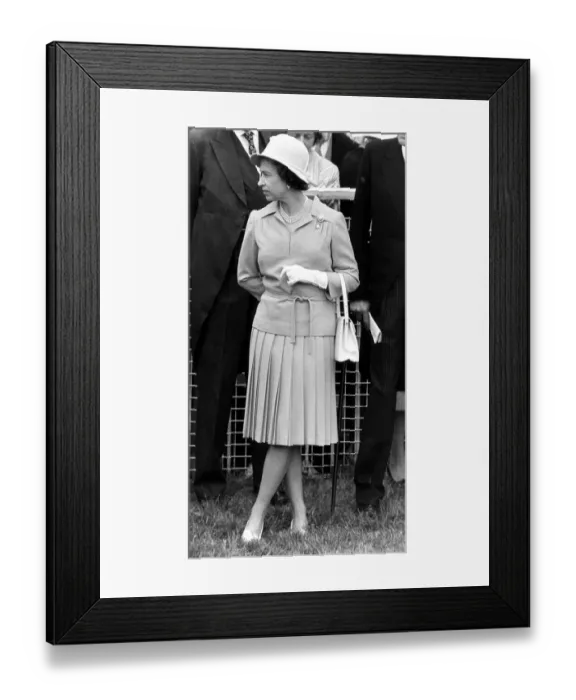 Framed Print : Queen Elizabeth II The Derby, Epsom, June 1978 The Queen at the Derby Framed Print : Queen Elizabeth II The Derby, Epsom, June 1978 The Queen at the Derby