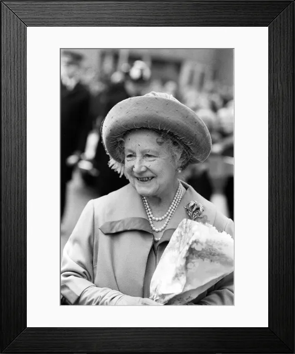Framed Print : The Queen Mother, February 1981 Visited the Urban studies Centre Framed Print : The Queen Mother, February 1981 Visited the Urban studies Centre