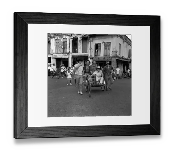Framed Print : Freddie & the Dreamers in Singapore March 1965 Freddie Garrity Framed Print : Freddie & the Dreamers in Singapore March 1965 Freddie Garrity
