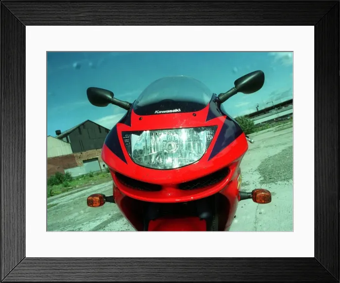 Framed Print : Kawasaki ZX6 motorcycle June 1998 Framed Print : Kawasaki ZX6 motorcycle June 1998