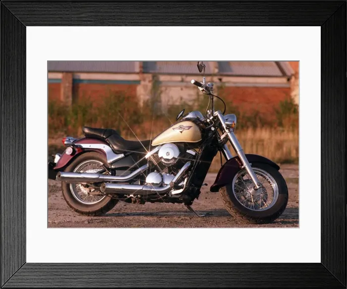 Framed Print : Kawasaki VN-800 Classic motorbike October 1997 sparkling in sun Framed Print : Kawasaki VN-800 Classic motorbike October 1997 sparkling in sun