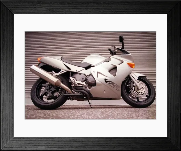 Framed Print : Honda VFR 800 motorbike August 1999