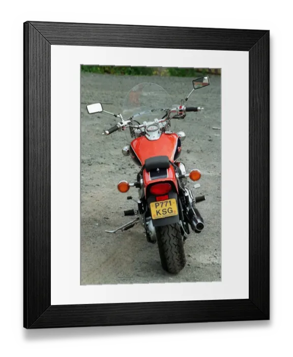 Framed Print : The Yamaha dragstar June 1997 for motorbike supplement Framed Print : The Yamaha dragstar June 1997 for motorbike supplement
