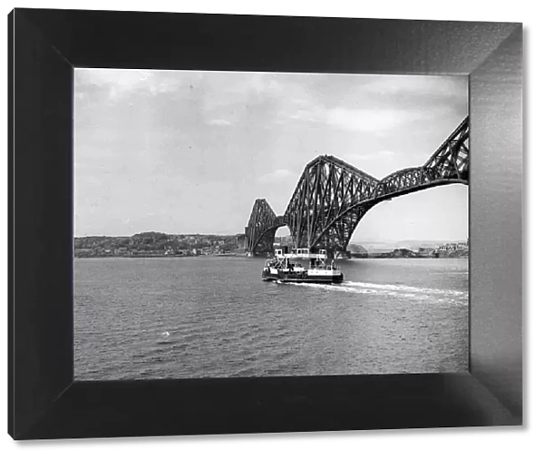 Forth Ferry May 1953 Fery Boat crossing between South Queensferry