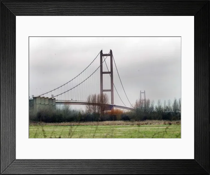 Framed Print : The Humber bridge circa 1999 Framed Print : The Humber bridge circa 1999