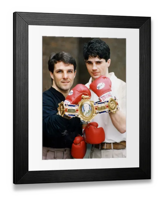 Framed Print : Drew Docherty boxer May 1992 and Joe Kelly with a Lonsdale belt fought Framed Print : Drew Docherty boxer May 1992 and Joe Kelly with a Lonsdale belt fought