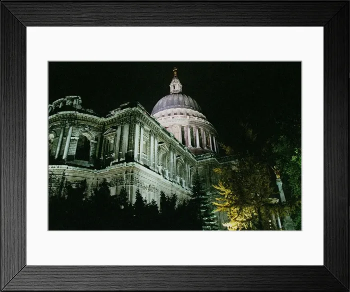 Framed Print : Saint Pauls Cathedral London Framed Print : Saint Pauls Cathedral London