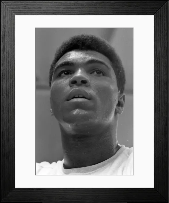 Framed Print : American world champion heavyweight boxer Muhammad Ali, formerly known as Cassius Clay Framed Print : American world champion heavyweight boxer Muhammad Ali, formerly known as Cassius Clay