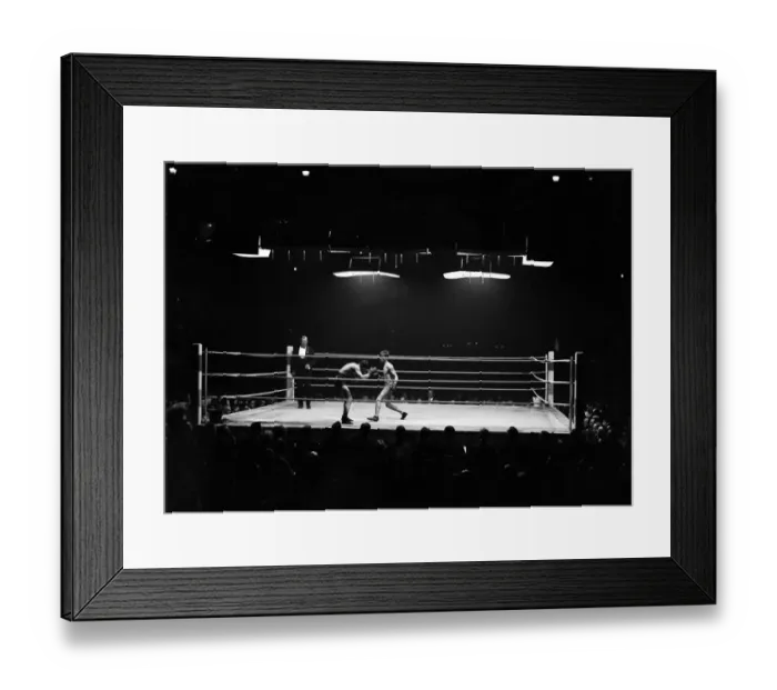 Framed Print : Jimmy Wilde fought the American Memphis Pal Moore at Olympia London on the 17th July Framed Print : Jimmy Wilde fought the American Memphis Pal Moore at Olympia London on the 17th July
