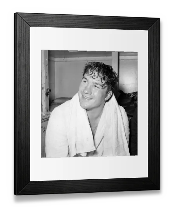 Framed Print : Don Cockell after training in Eastbourne for his fight with American Harry Mathews
