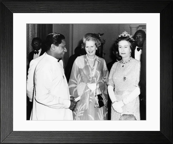 Framed Print : Prime Minister Margaret Thatcher meets the Queen at party given by Her Majesty for