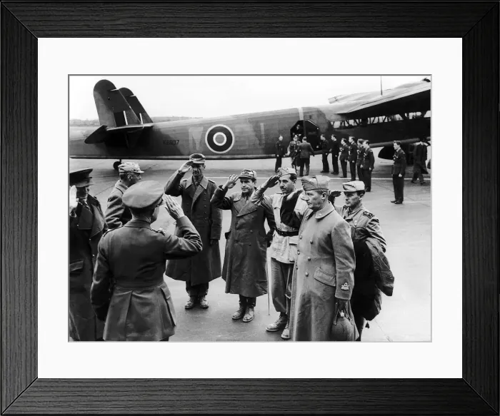 Framed Print : Italian & German POWs Brigadier General Costa, Colonel Von Hulsen Framed Print : Italian & German POWs Brigadier General Costa, Colonel Von Hulsen