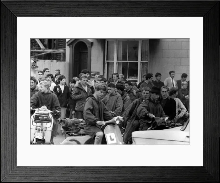Framed Print : Mods gather in Hastings for spring bank holiday 1964