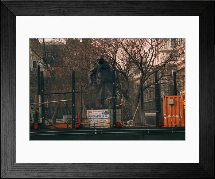 Framed Print : Statues Winston Churchill Westmster behind the Jubilee Extention Line building works Framed Print : Statues Winston Churchill Westmster behind the Jubilee Extention Line building works