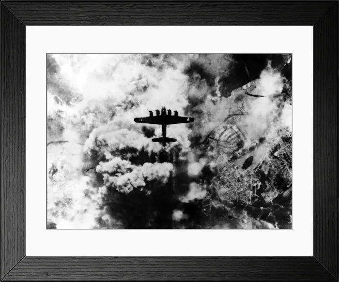 Framed Print : A B17 Flying Fortress on daylight raid on Berlin Germany during WW2 - 1944