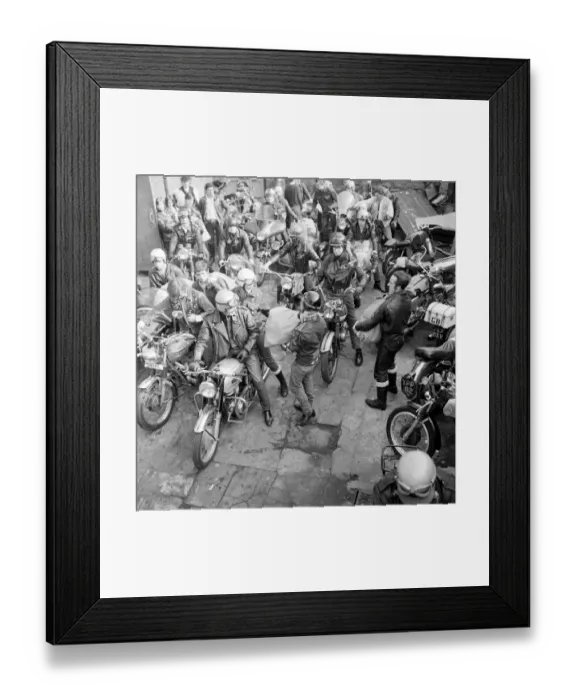 Framed Print : Youth culture Mods and rockers october 1969 100 rockers