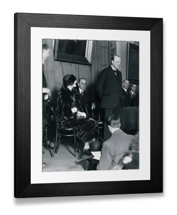 Framed Print : Winston Churchill photographed March 1924 addressing an election campaign meeting with Framed Print : Winston Churchill photographed March 1924 addressing an election campaign meeting with