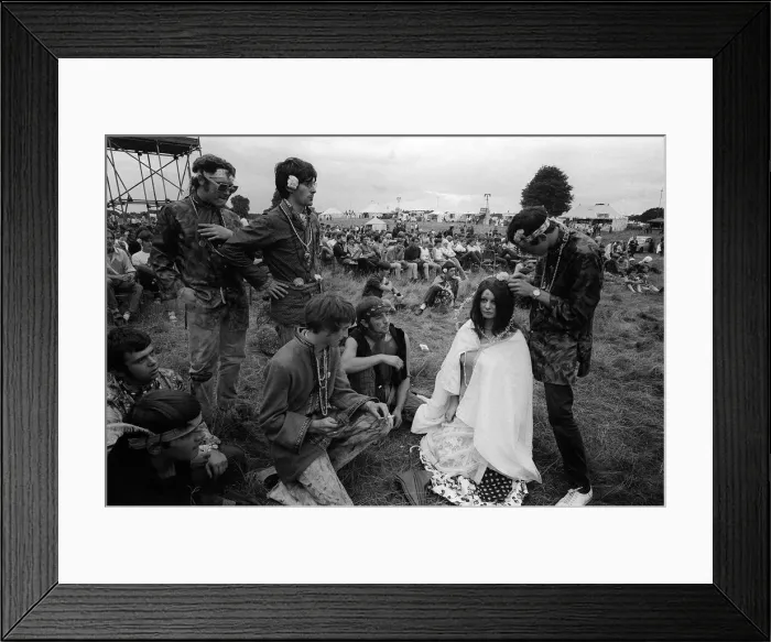 Framed Print : Love in a Woburn Abbey August 1967 Hippies decorate themselves with flowers Framed Print : Love in a Woburn Abbey August 1967 Hippies decorate themselves with flowers