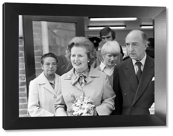 Margaret Thatcher July 1980 visits Toynbee Hall in the East End with former tory minister