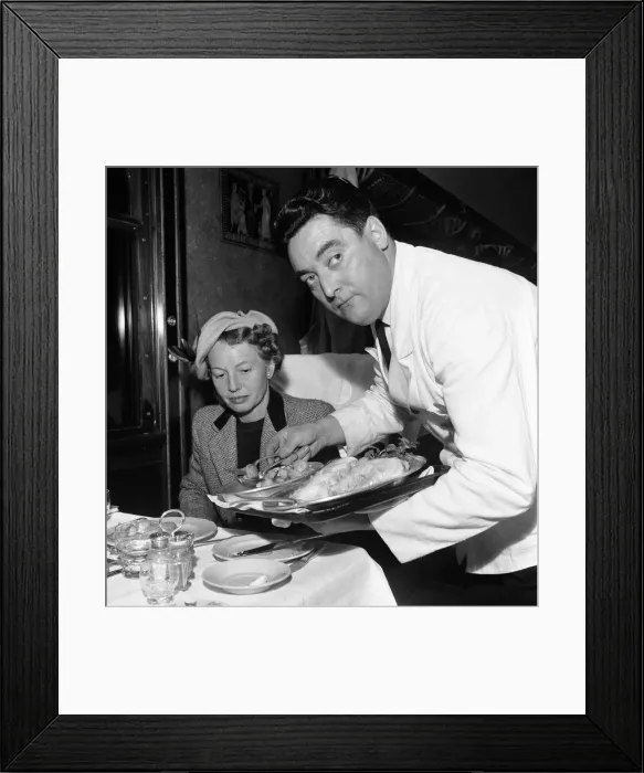Framed Print : The Golden Arrow Pullman service from London to Paris. 5th April 1954 Framed Print : The Golden Arrow Pullman service from London to Paris. 5th April 1954