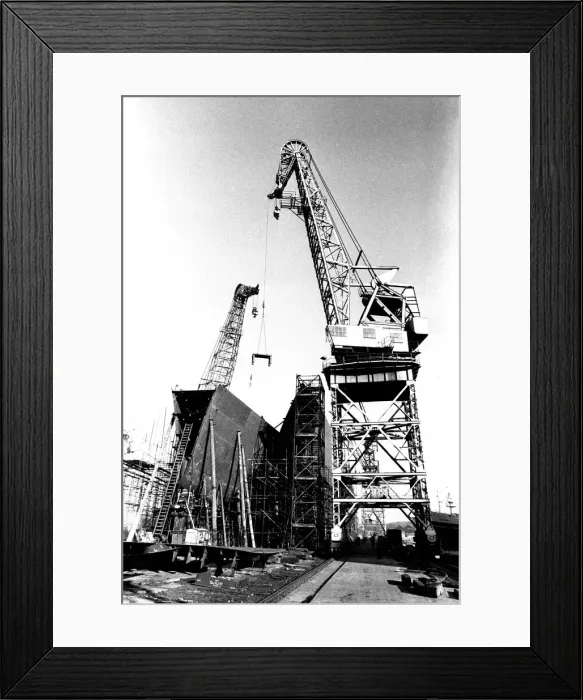 Framed Print : Un-named ship No 39 is on the stocks at Swan Hunters Neptune Yard Framed Print : Un-named ship No 39 is on the stocks at Swan Hunters Neptune Yard