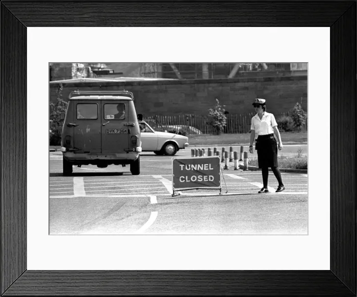 Framed Print : General scenes of traffic scenes in Newcastle - The Tyne Tunnel is closed 20
