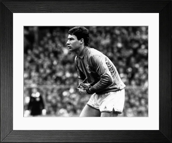Framed Print : Steve Francis Chelsea goal keeper 1986 Framed Print : Steve Francis Chelsea goal keeper 1986