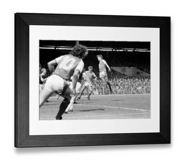 Framed Print : Home Internationals 1980 / 81 Season Scotland v. Wales. The final score was a two nil Framed Print : Home Internationals 1980 / 81 Season Scotland v. Wales. The final score was a two nil
